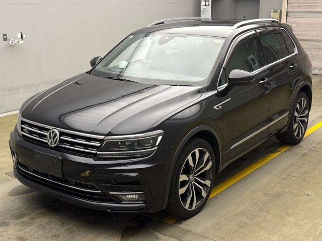 VOLKSWAGEN TIGUAN 2019