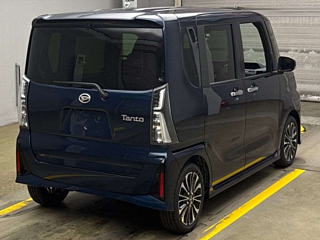 DAIHATSU TANTO 2024