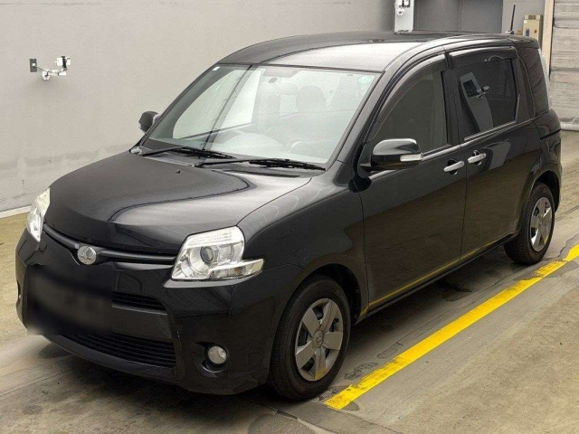 TOYOTA SIENTA 2014