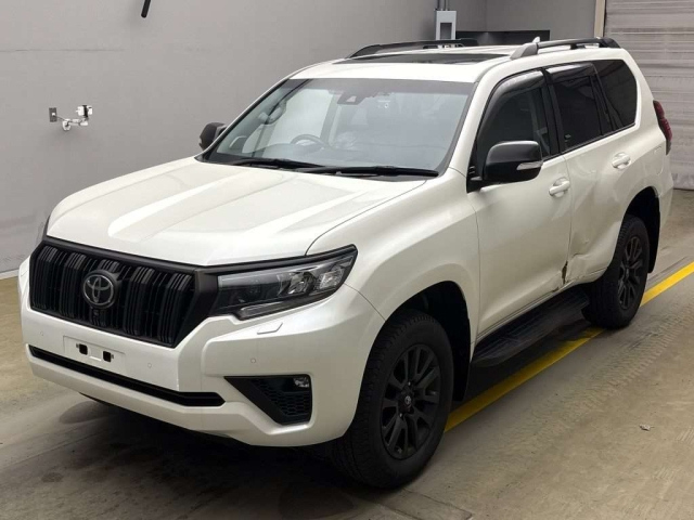 TOYOTA LAND CRUISER PRADO 2023