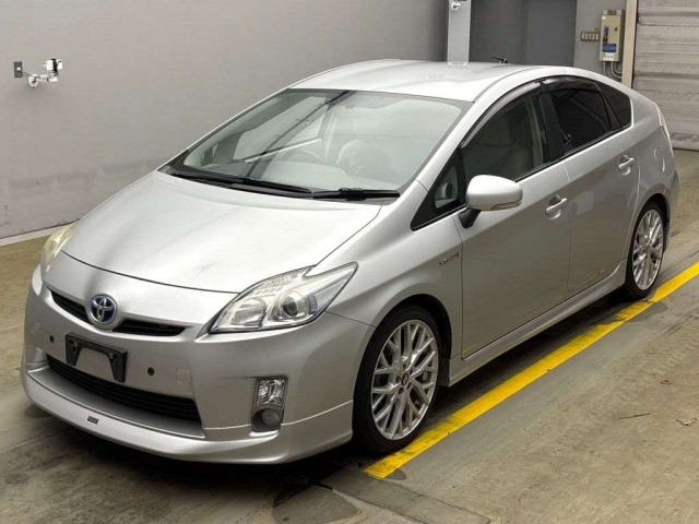 TOYOTA PRIUS 2010
