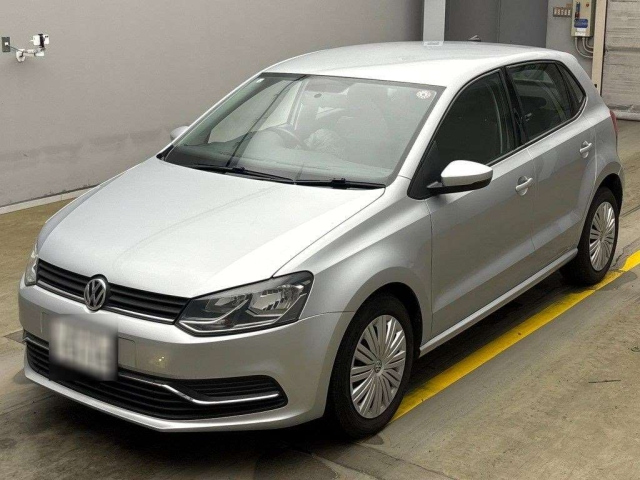 VOLKSWAGEN POLO 2014