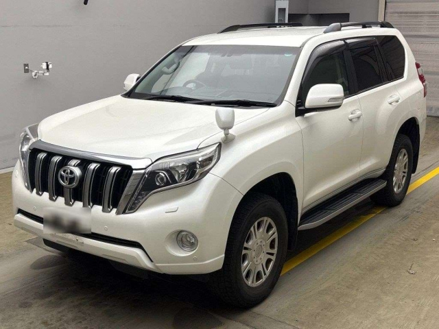 TOYOTA LAND CRUISER PRADO 2013