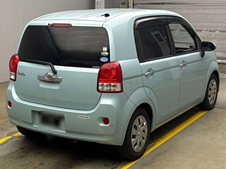 TOYOTA PORTE 2018