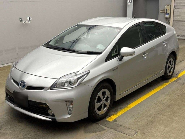 TOYOTA PRIUS 2012