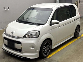 TOYOTA PORTE 2014