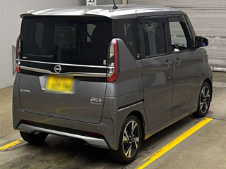 NISSAN ROOX 2023