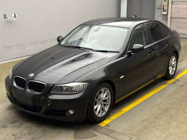 BMW 3 SERIES 2010