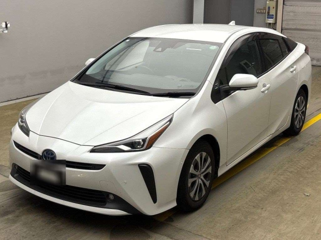 TOYOTA PRIUS 2021
