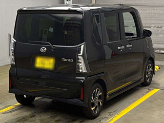DAIHATSU TANTO 2024