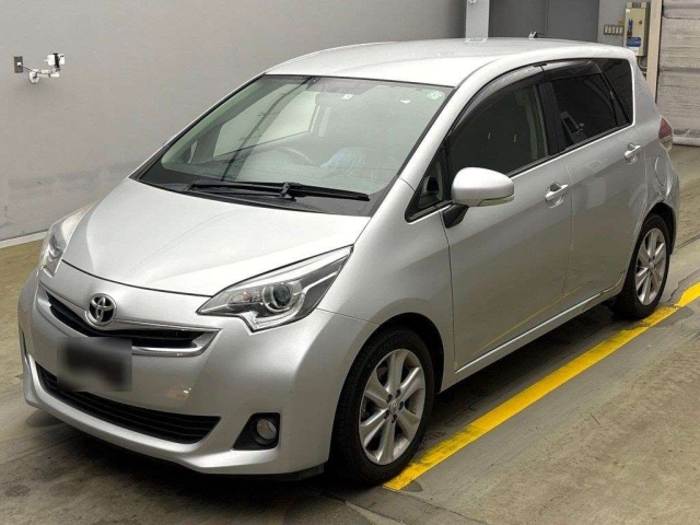 TOYOTA RACTIS 2014