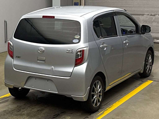 DAIHATSU MIRA E S 2011