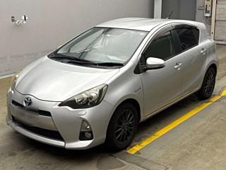 TOYOTA AQUA 2012