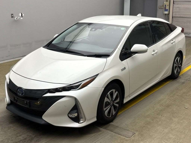 TOYOTA PRIUS PHV 2020