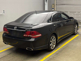 TOYOTA CROWN 2009