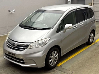 HONDA FREED 2012