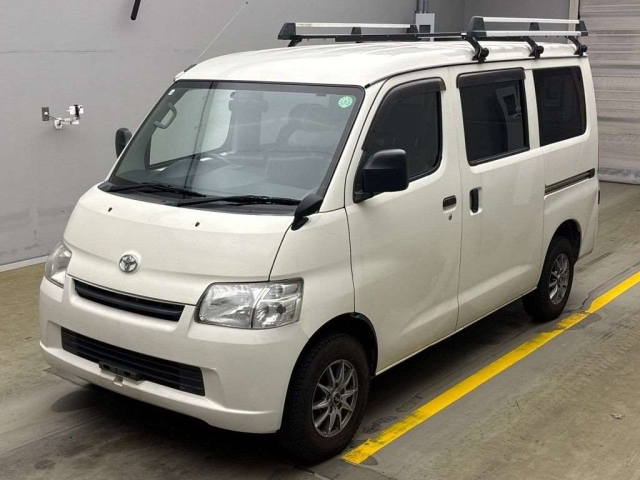 TOYOTA TOWN ACE VAN 2018
