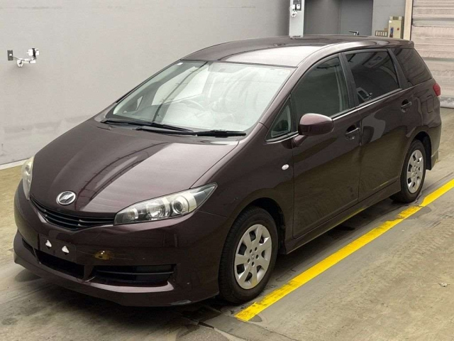 TOYOTA WISH 2010
