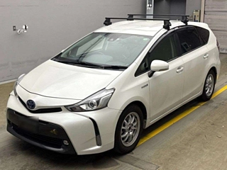 TOYOTA PRIUS ALPHA 2020