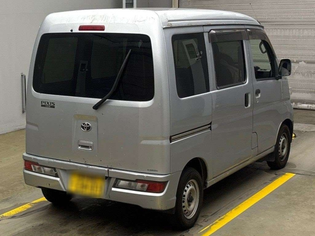 TOYOTA PIXIS VAN 2018
