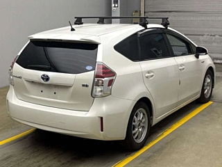 TOYOTA PRIUS ALPHA 2020