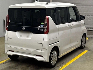 NISSAN ROOX 2020