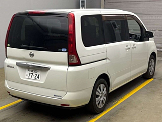 NISSAN SERENA 2010