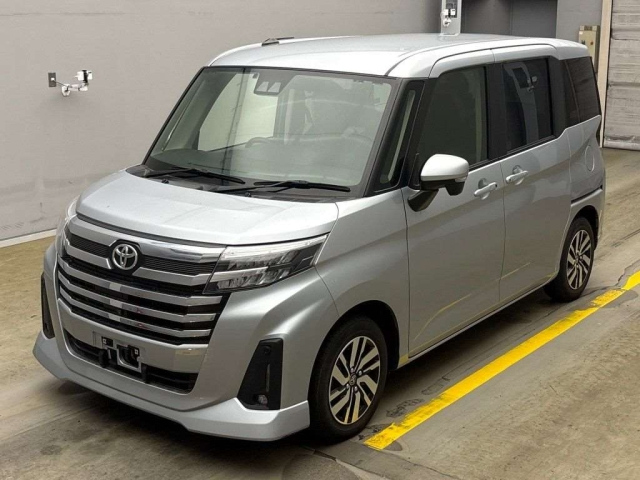 TOYOTA ROOMY 2021