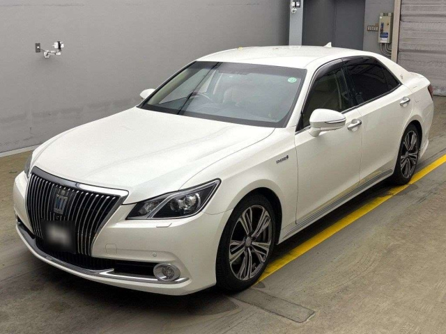 TOYOTA CROWN 2013
