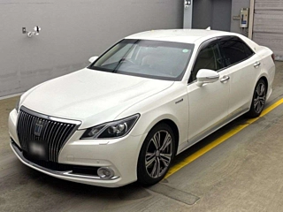 TOYOTA CROWN 2013