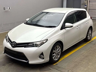 TOYOTA AURIS 2012
