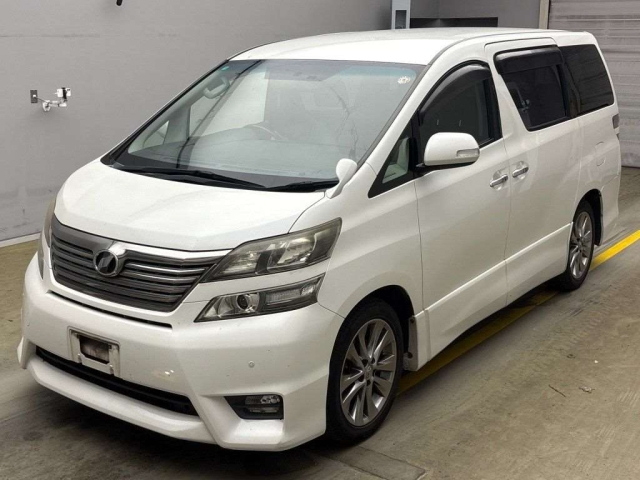 TOYOTA VELLFIRE 2010