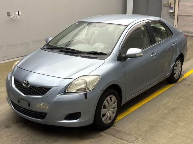 TOYOTA BELTA 2010