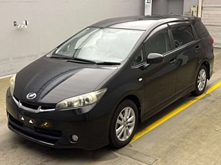 TOYOTA WISH 2011