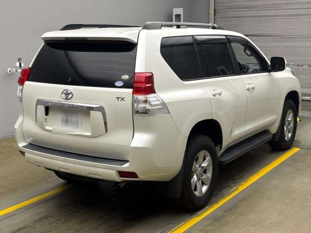 TOYOTA LAND CRUISER PRADO 2011