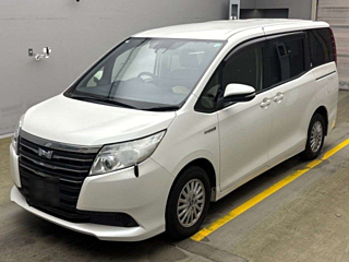 TOYOTA NOAH 2016
