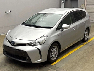 TOYOTA PRIUS ALPHA 2019