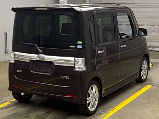 DAIHATSU TANTO 2012