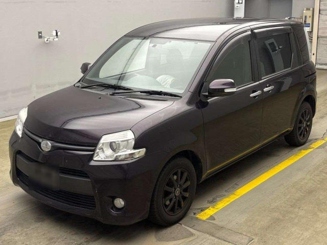 TOYOTA SIENTA 2012