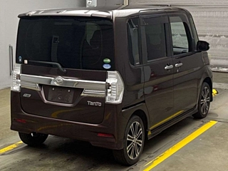DAIHATSU TANTO 2015