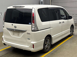 NISSAN SERENA 2012