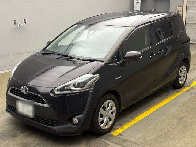 TOYOTA SIENTA 2017