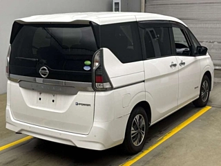 NISSAN SERENA 2020