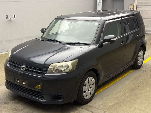 TOYOTA COROLLA RUMION 2011