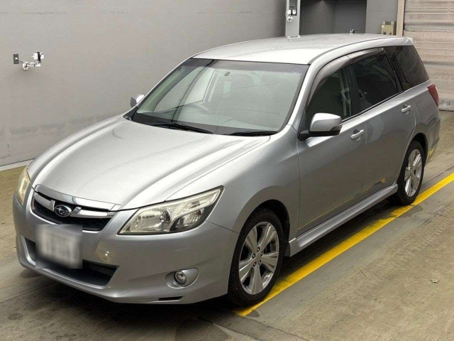 SUBARU EXIGA 2013