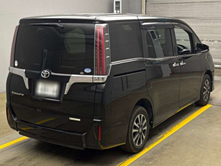 TOYOTA ESQUIRE 2019
