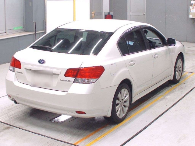 SUBARU LEGACY B4 2011