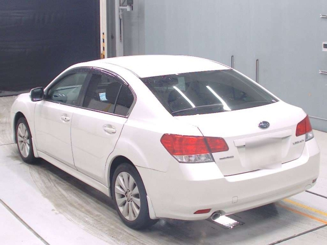 SUBARU LEGACY B4 2011