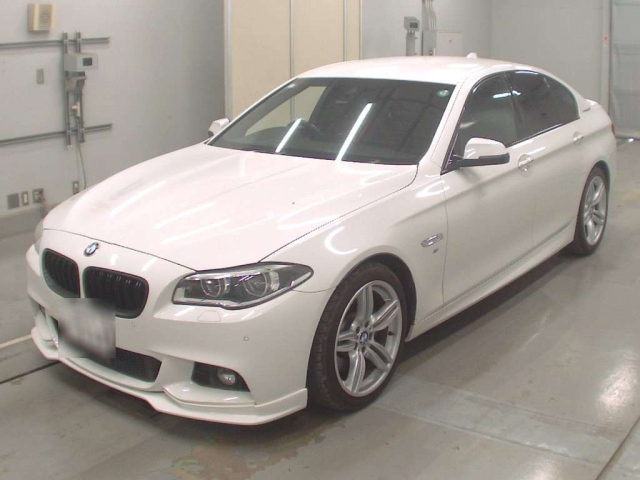 BMW 5 SERIES 2013