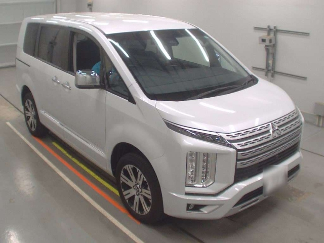 MITSUBISHI DELICA D5 2024
